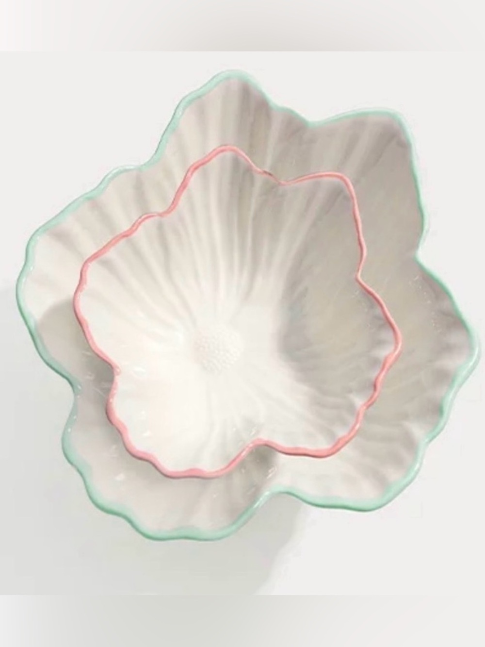 NWT Lilly Pulitzer Ceramic Floral Nesting Dish Set of 2